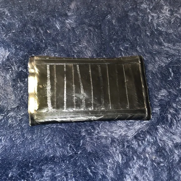 Black Clutch - Picture 3 of 6